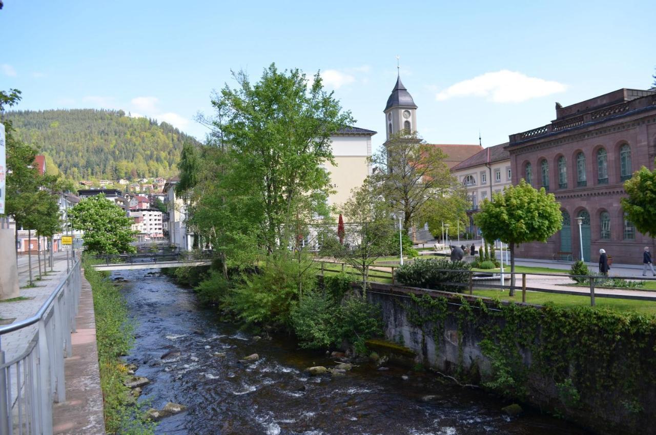 Ferienwohnung am Kurpark Bad Wildbad Exterior foto